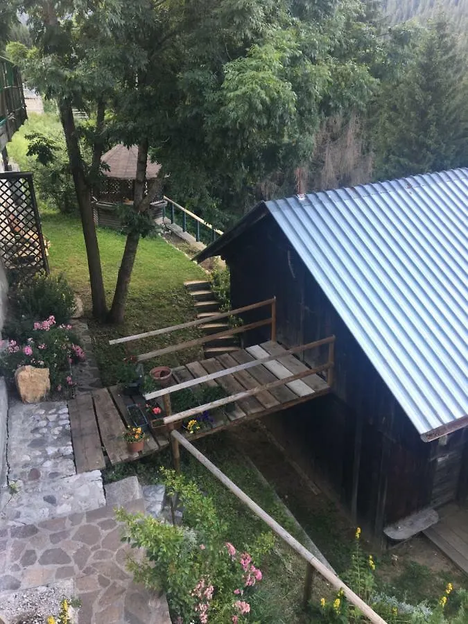 Apartament Appartamento Nani Candide